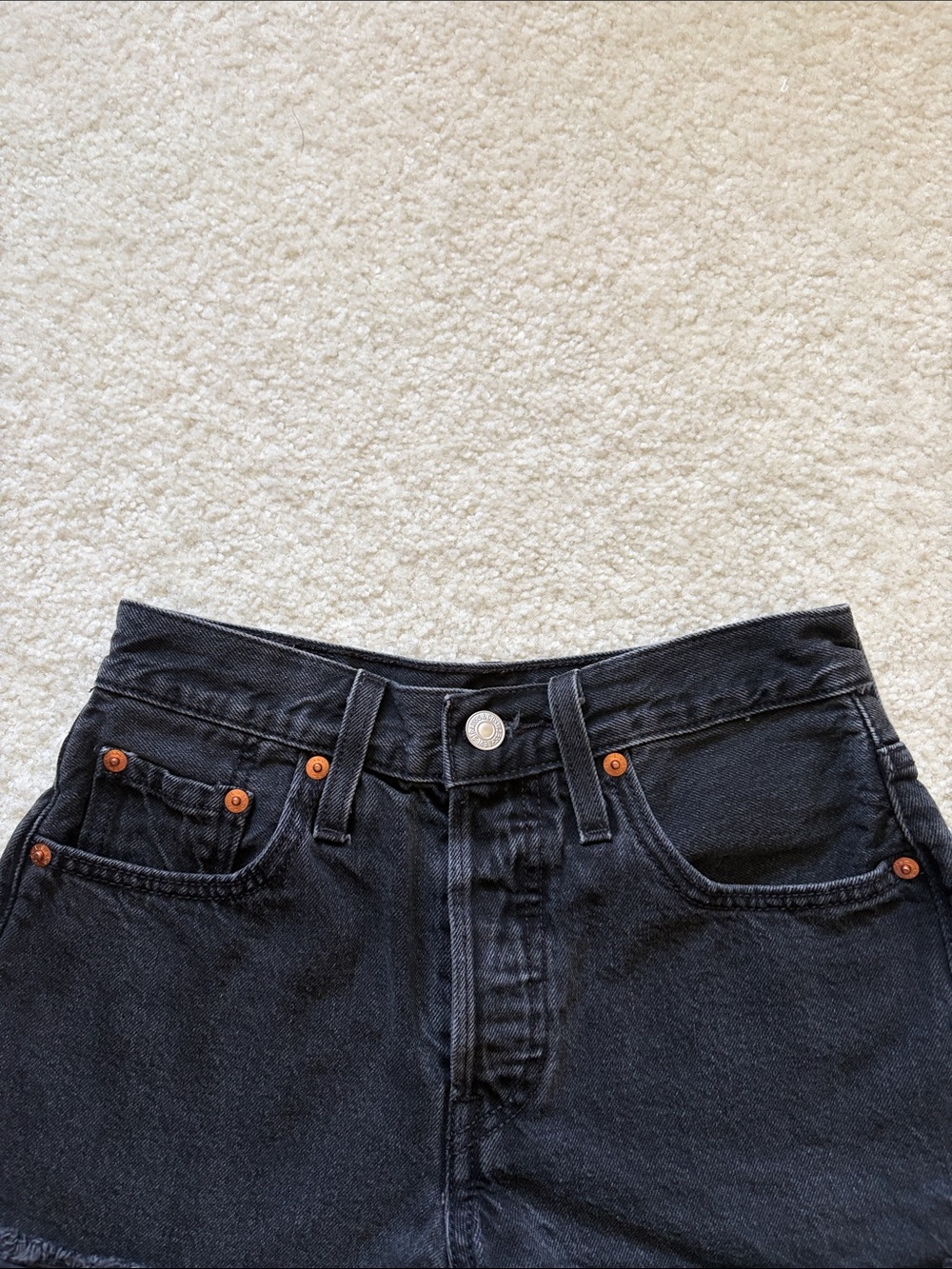Ladies Levi's Distressed Jean Shorts - Picture 3 of 12